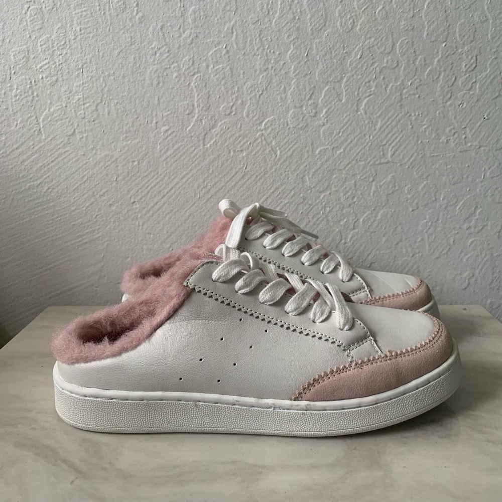 Splendid Slip on fur white sneakers